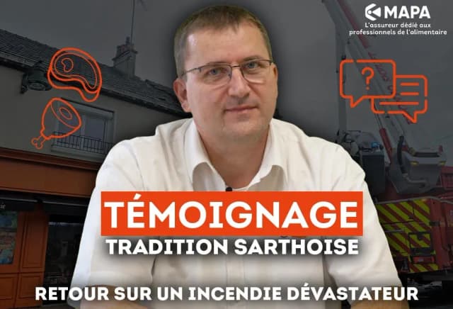 Homme en chemise blanche témoignant sur la reconstruction d'une boucherie après un incendie