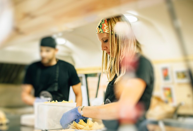 Respect des règles d'hygiène et de sécurité alimentaire dans un food-truck