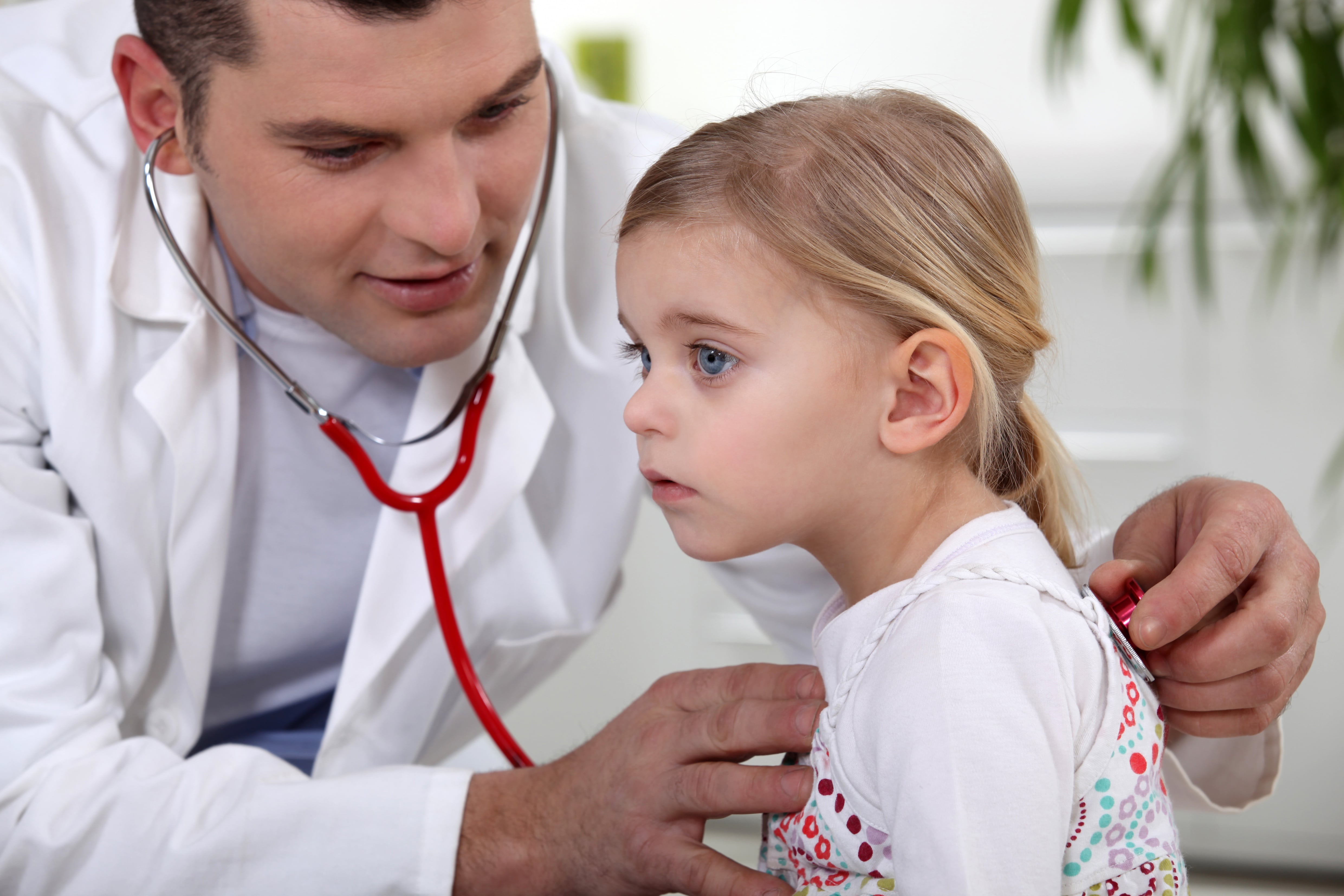 Наблюдение ребенка врач. Хронические заболевания у детей. Педиатр.