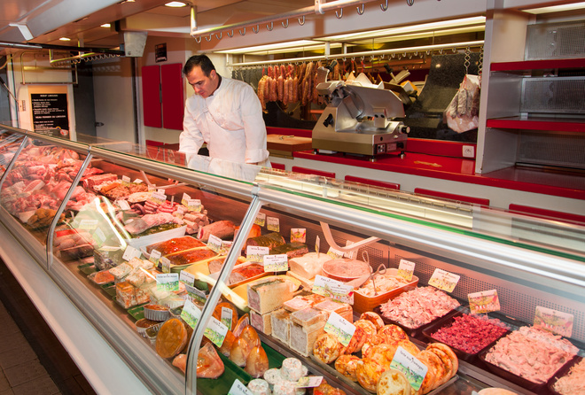 Vitrine d'une charcuterie artisanale