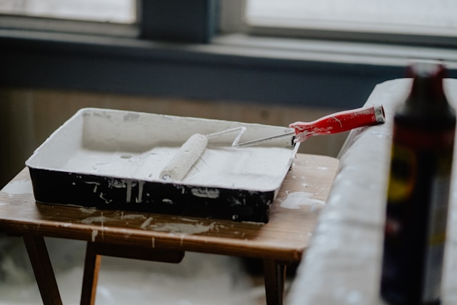 Peinture et brosse