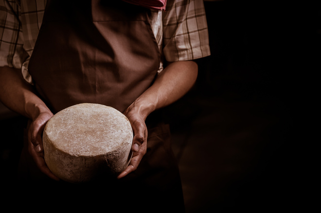 Présentation d'un fromage affiné